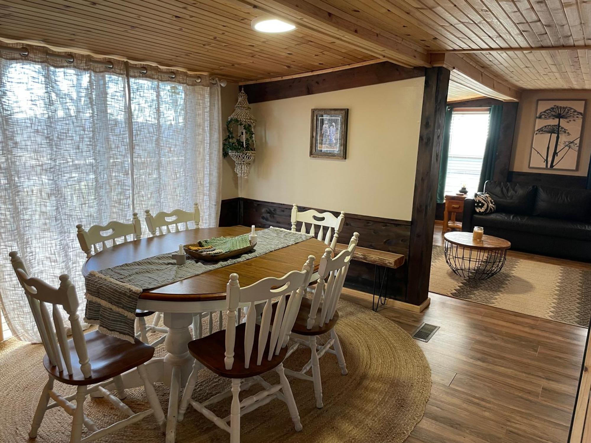 Butterfly Ridge Cabin - At The Top Of The Canyon Jasper Exterior photo